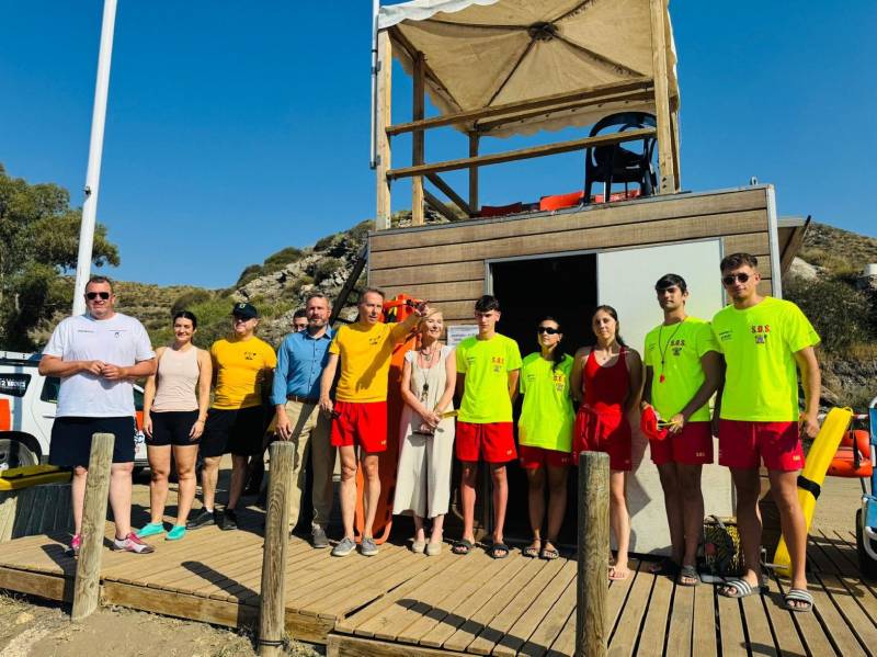 Extra lifeguards on duty to protect beachgoers in Lorca this summer