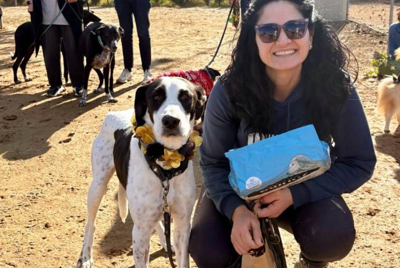 Los Alcázares dog lovers raise 800 euros for animal protection associations