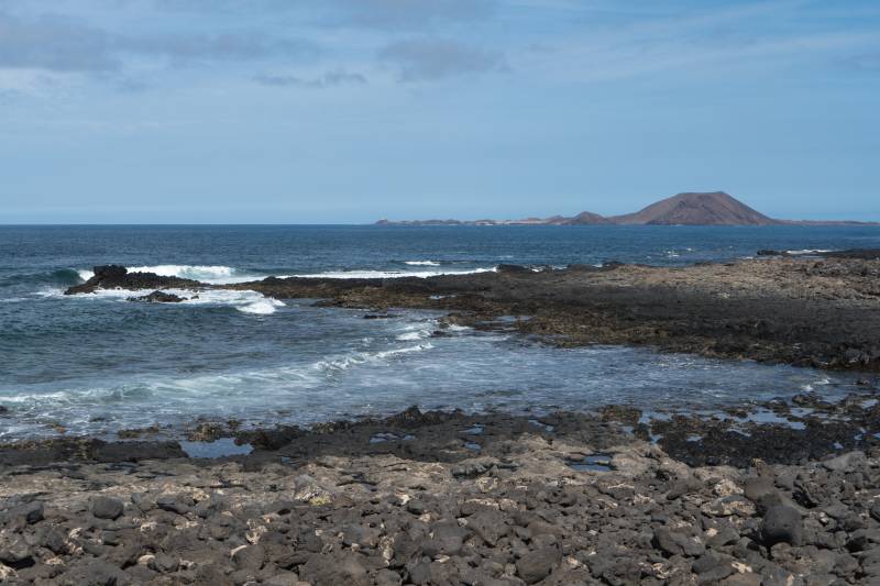 Brits discover secret Canary Island paradise on winter getaway