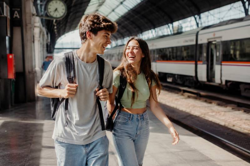 Know a young person in Spain? There are big train and bus discounts coming this summer