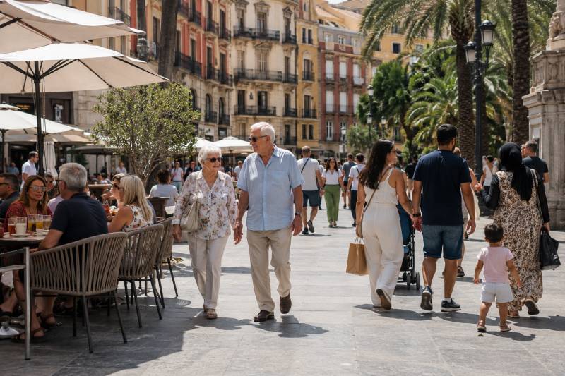 What will Spain look like in 50 years? Smaller households, an older population and a lot more migration