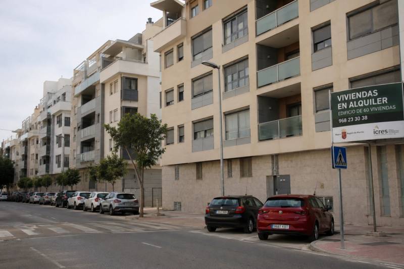 Murcia approves new housing law to target hidden costs that inflate rising house prices