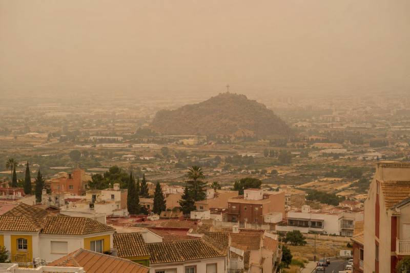 Mask advice issued as Lorca raises air pollution alert to Level 2