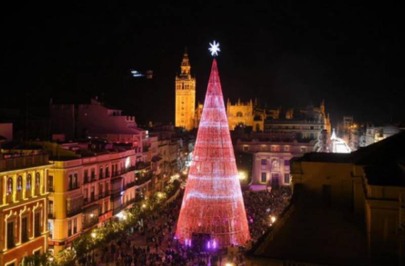 Which Spanish city will have the best Christmas lights this year?